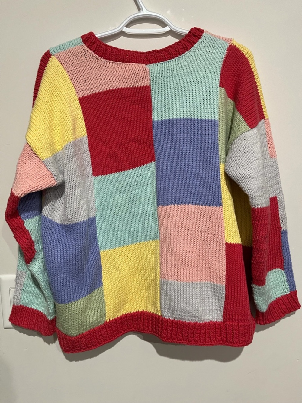 Colourful women’s patchwork sweater - Picture 3 of 4